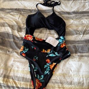 Cupshe Avery Mae BoutiquBlack One-Piece Swimsuit with Orange & Teal Floral Print